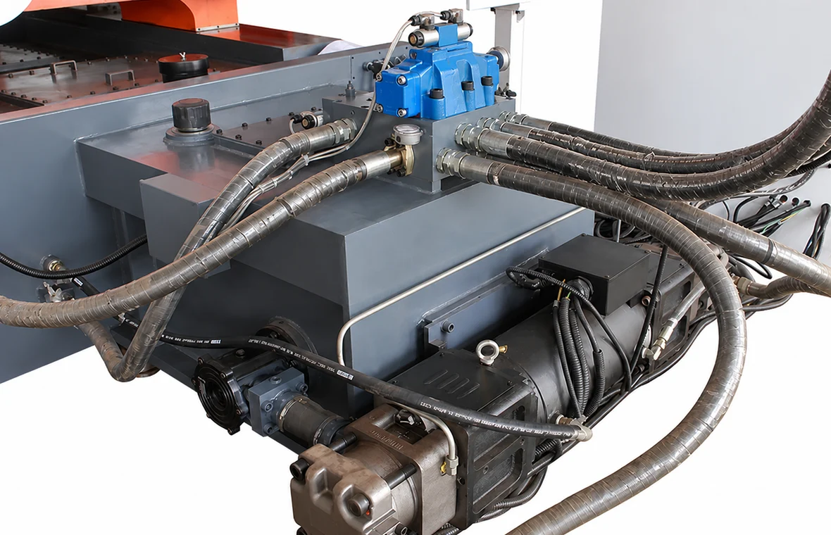 Heavy cold chamber die casting machine hydraulic distribution block, hoses, pump, fittings, and service area without Chinese labels